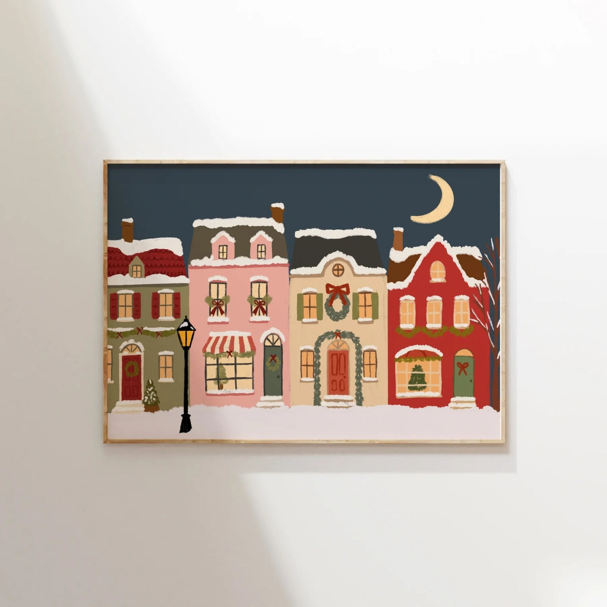 Snowy Christmas Village at Night – Póster de Navidad
