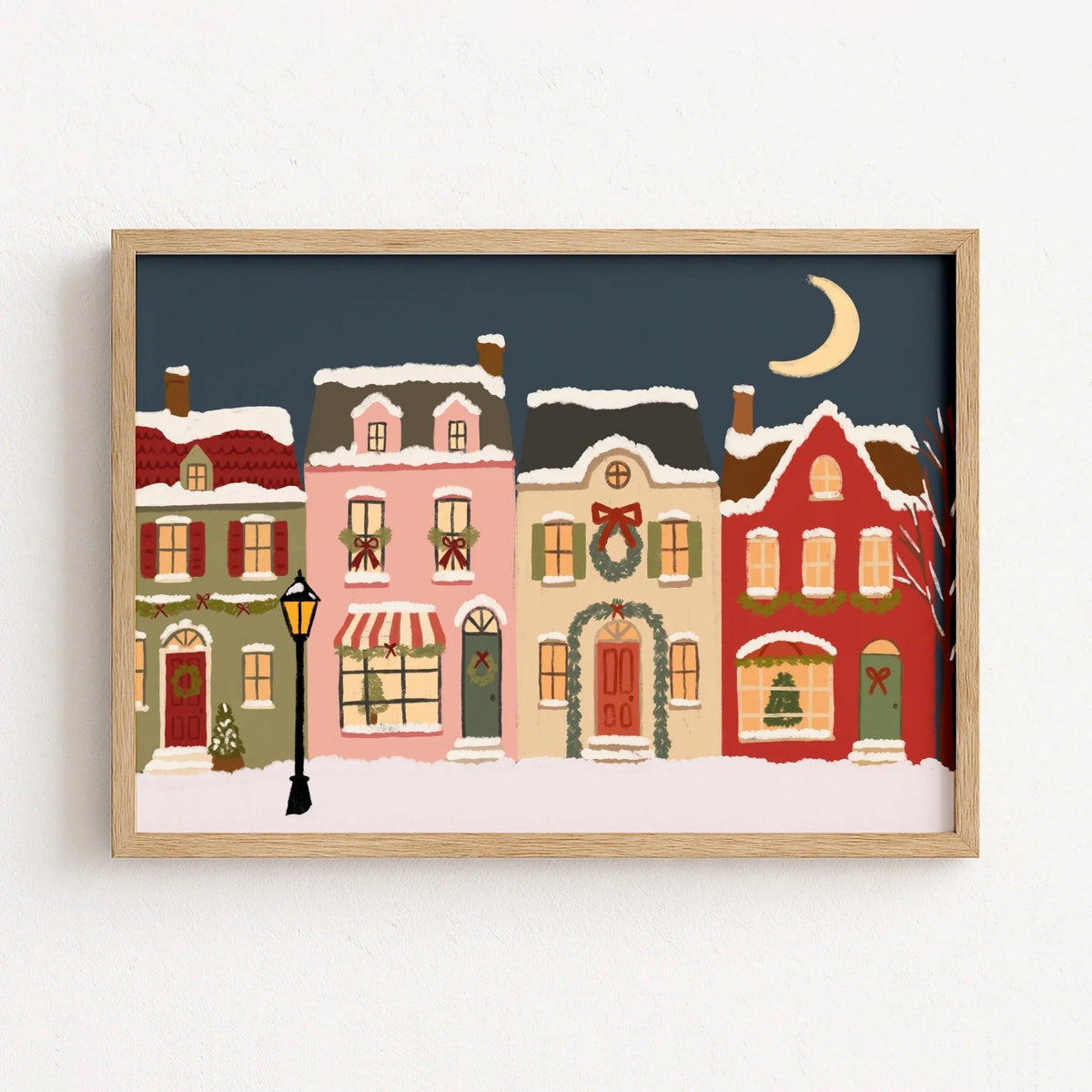 Snowy Christmas Village at Night – Póster de Navidad