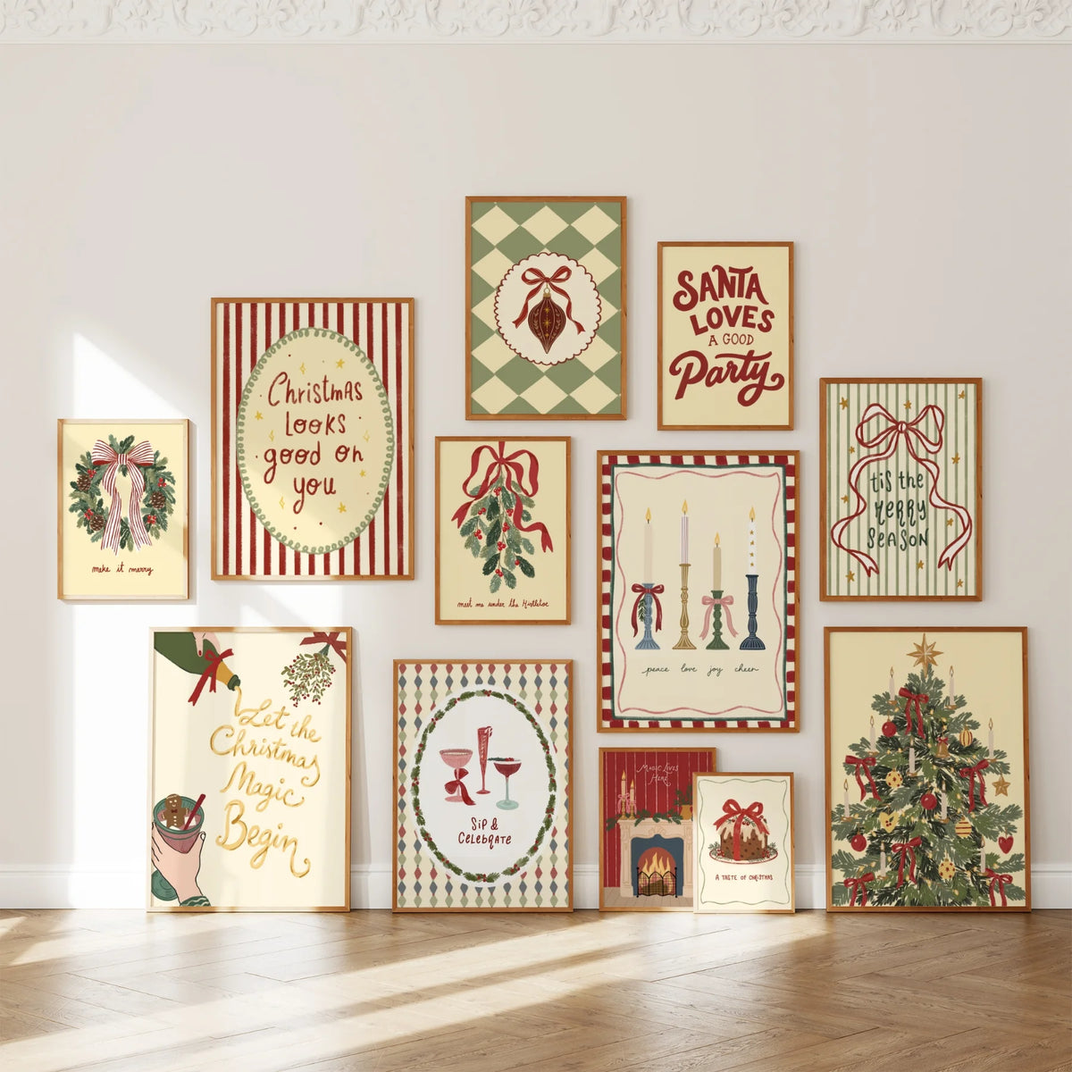 Vintage Christmas Wall Art Set – 20 Printable Designs