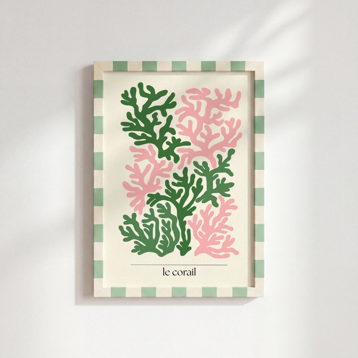 Le Corail Print – Art mural corail moderne en rose et vert, Décoration murale côtière