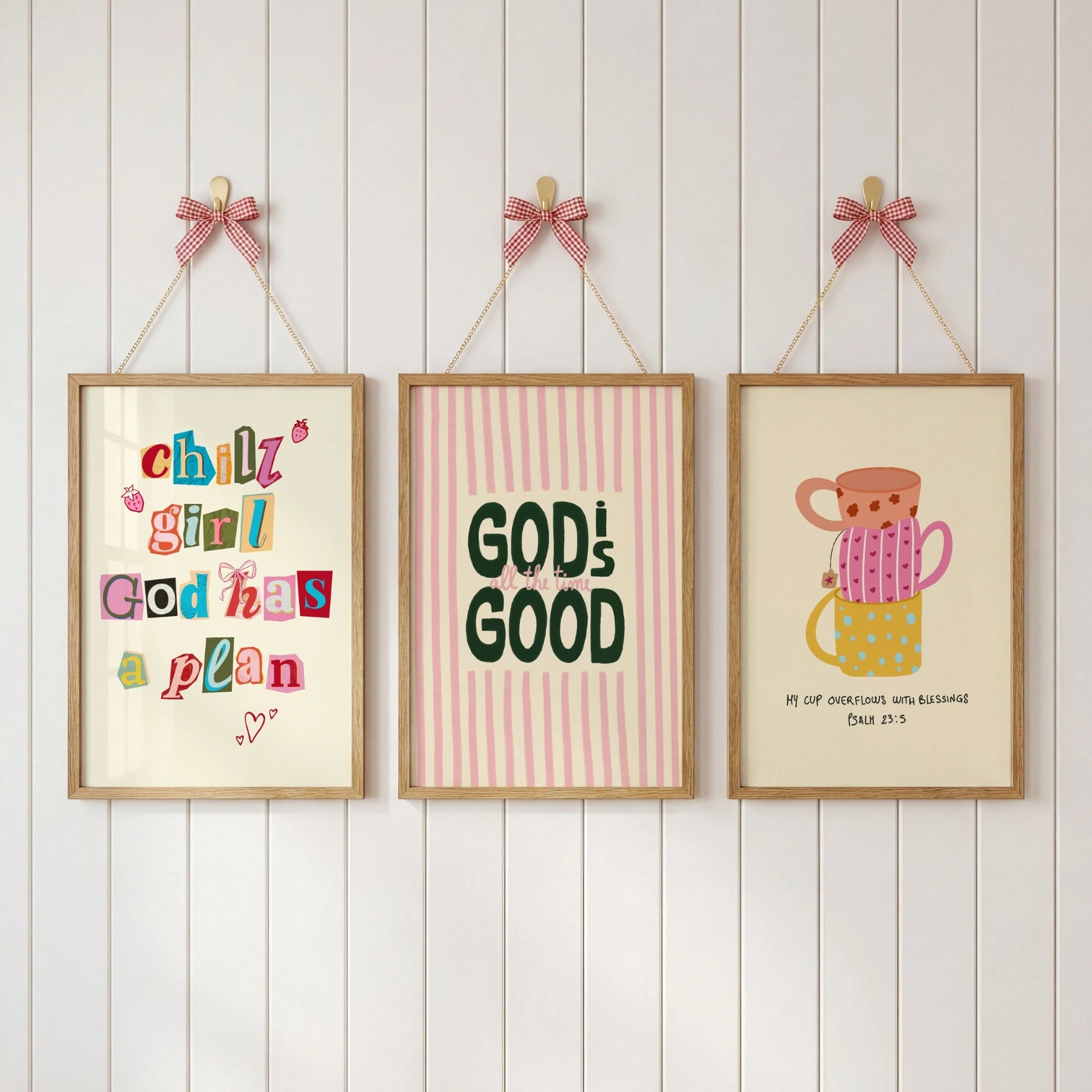 Set di 3 quadri da parete cristiani rosa