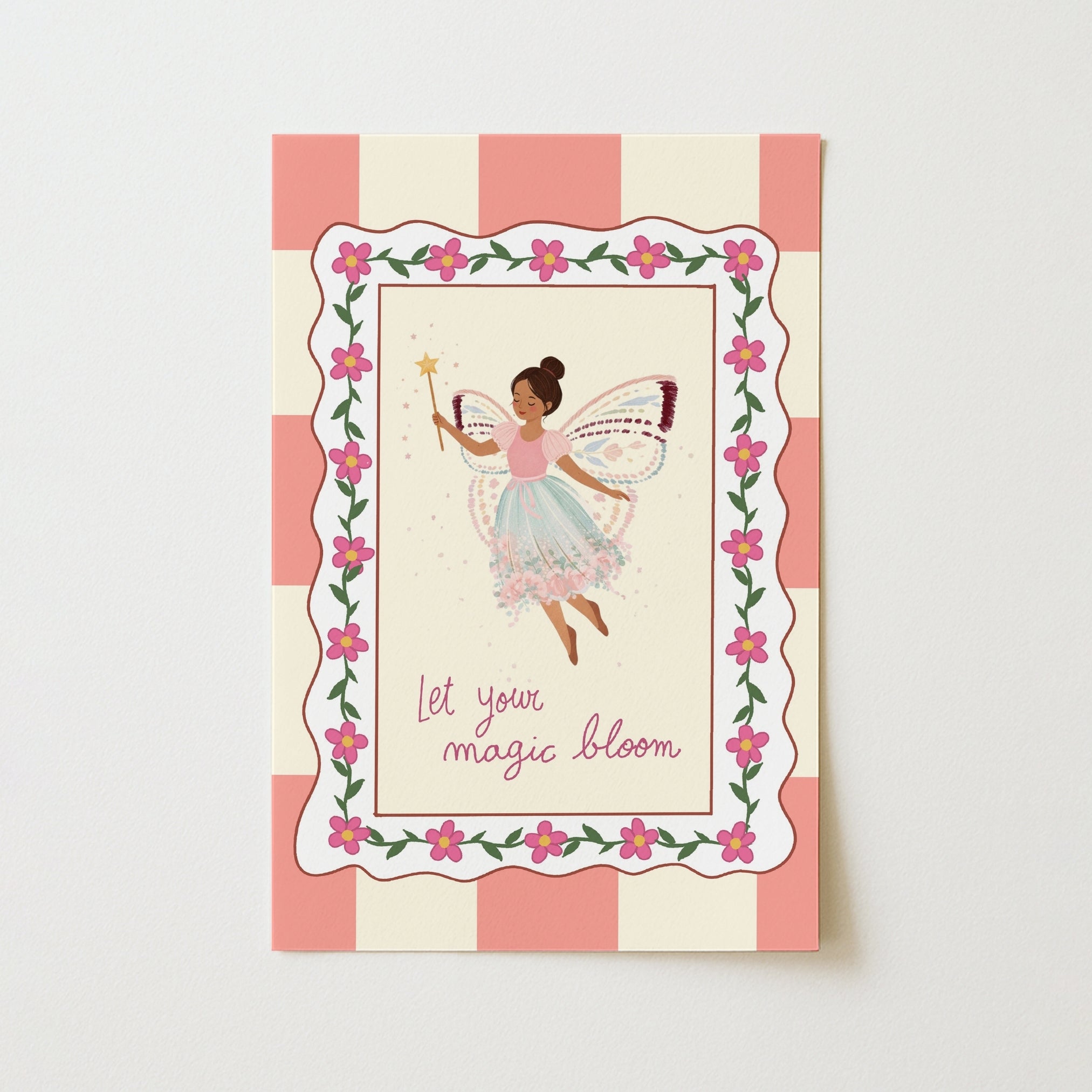 Stampa per cameretta dei bambini con fata rosa