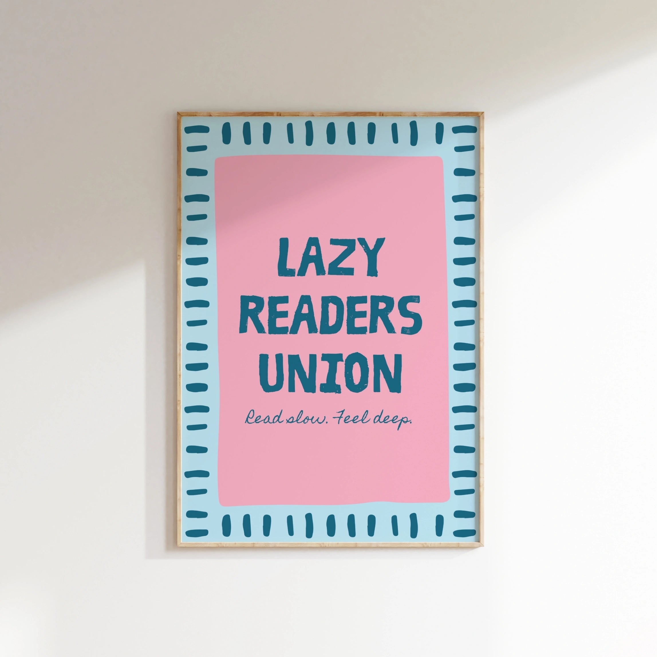 Affiche « Lazy Readers Union » – Décoration murale humoristique inspirée des livres