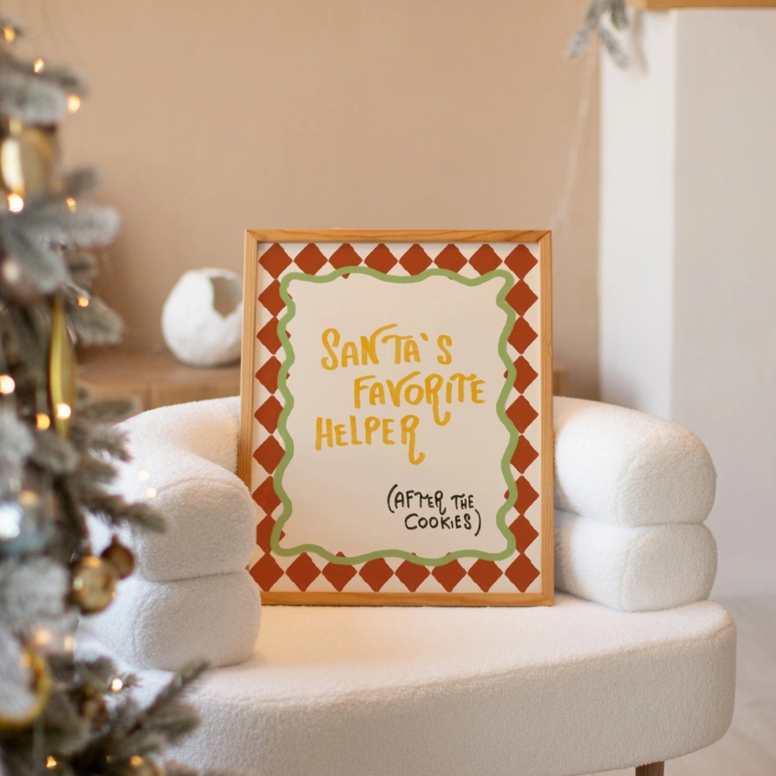 Santa’s Favorite Helper Christmas Print