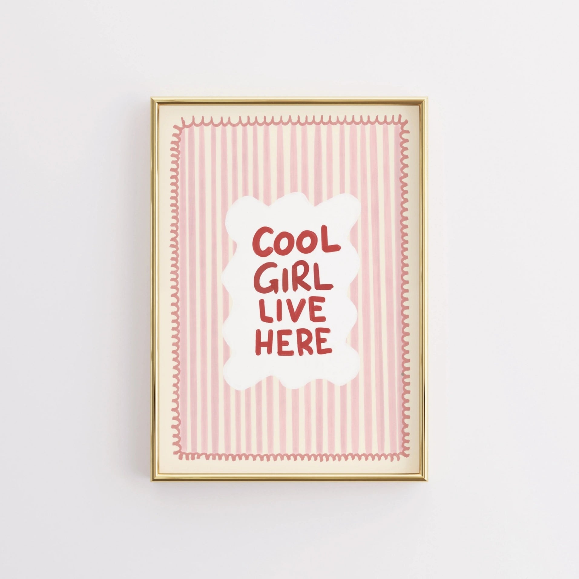 La fille cool vit ici