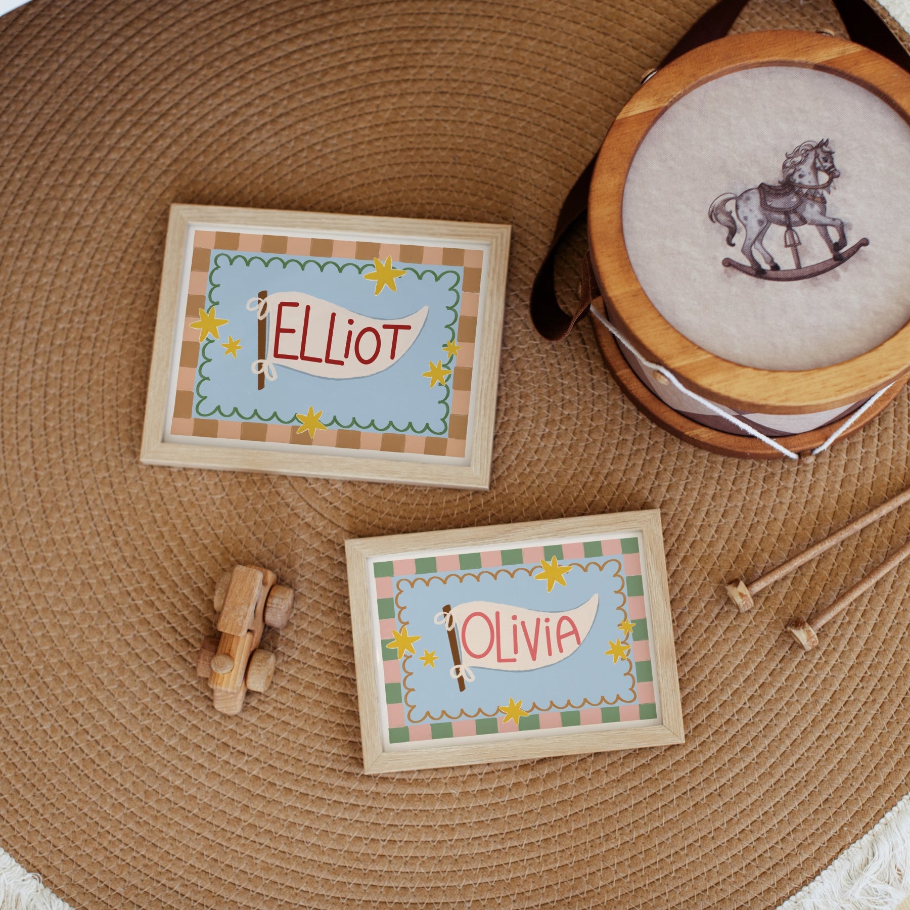 Stampa nursery personalizzata con nome e bandierina