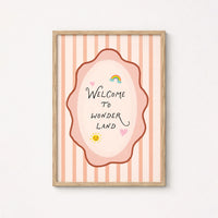 Stampa da parete per cameretta con frase “Welcome To Wonderland”