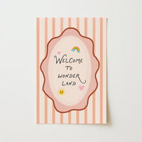 Stampa da parete per cameretta con frase “Welcome To Wonderland”