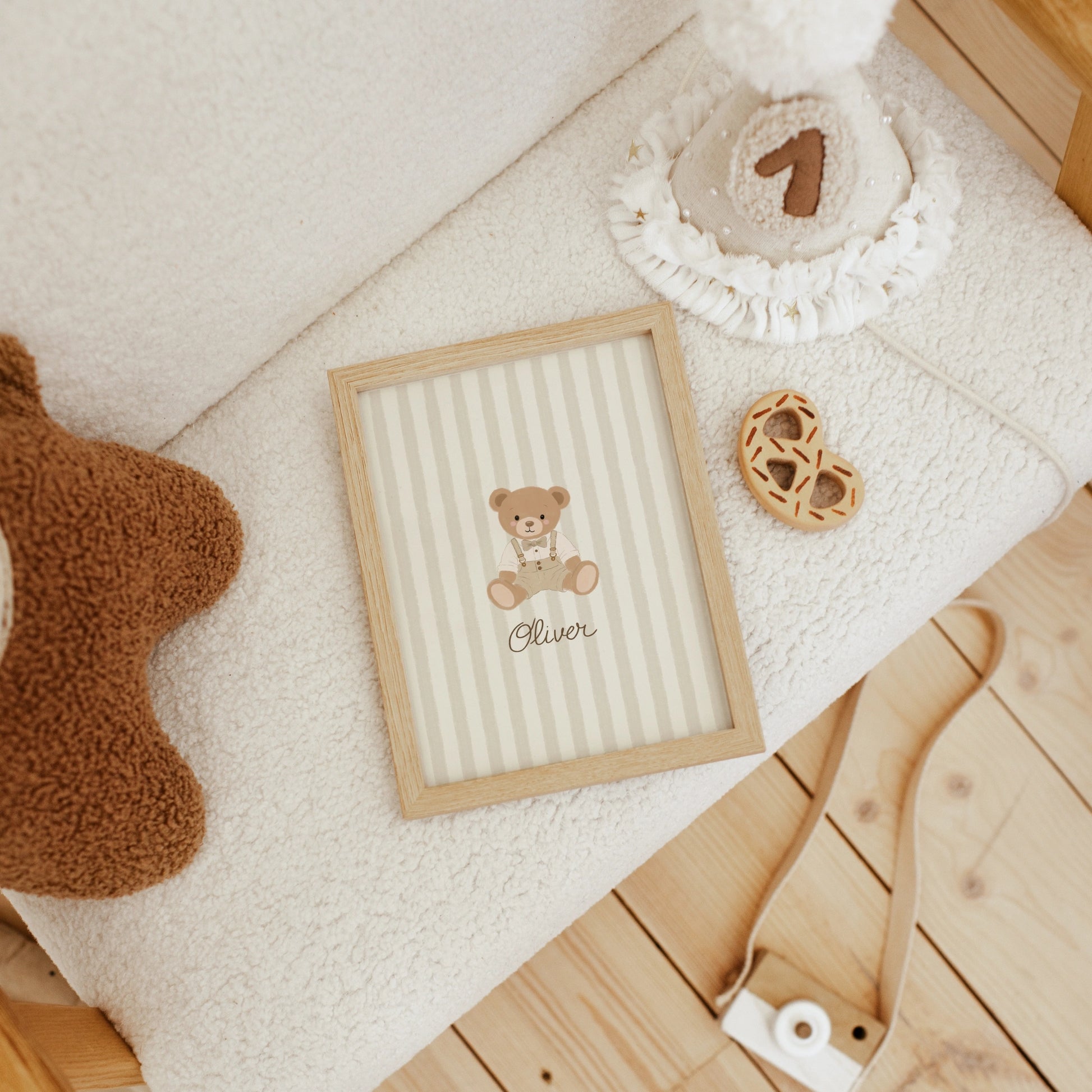 Personalized Nursery Name with Bear – Personalized wall art