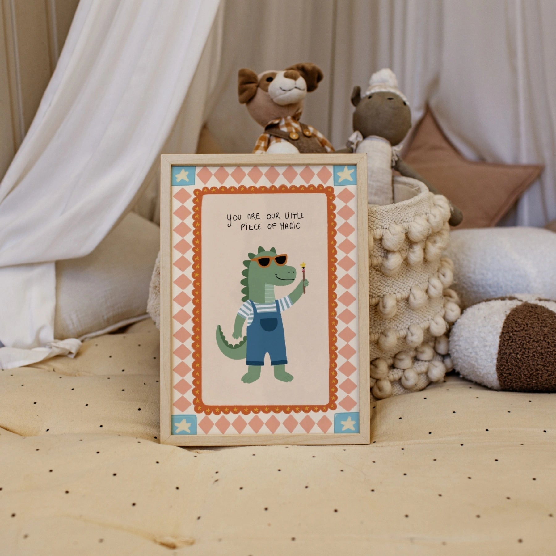 Decorazione per cameretta a tema dinosauro fiabesco