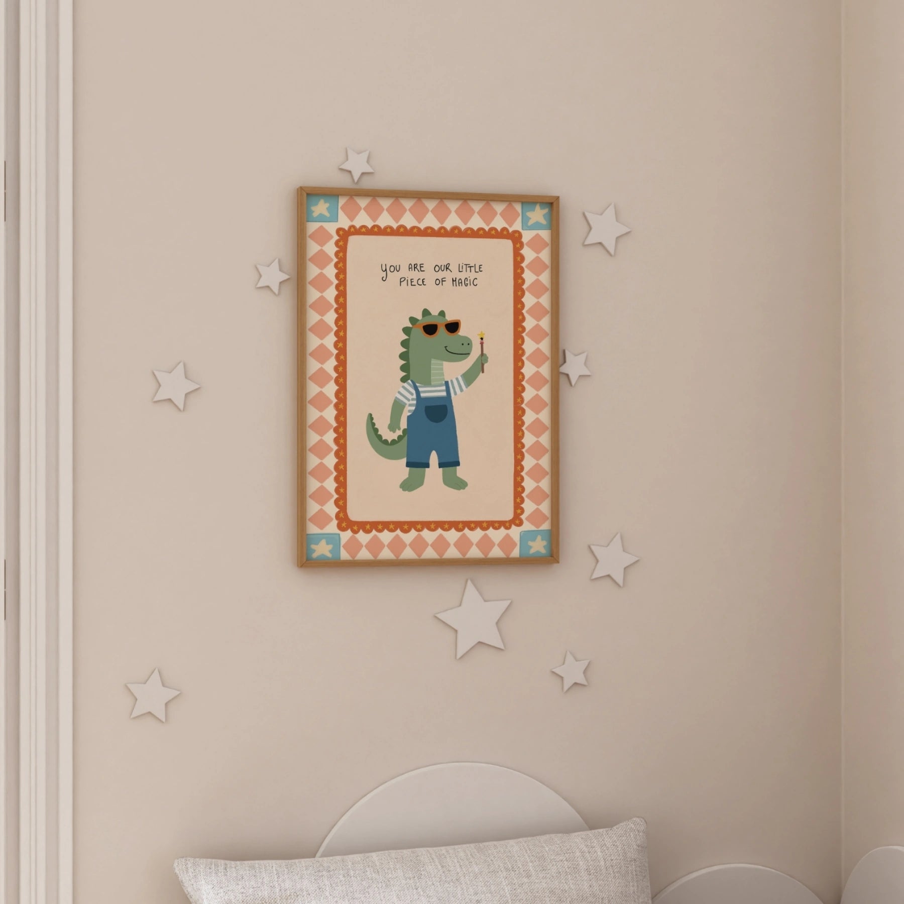 Decorazione per cameretta a tema dinosauro fiabesco