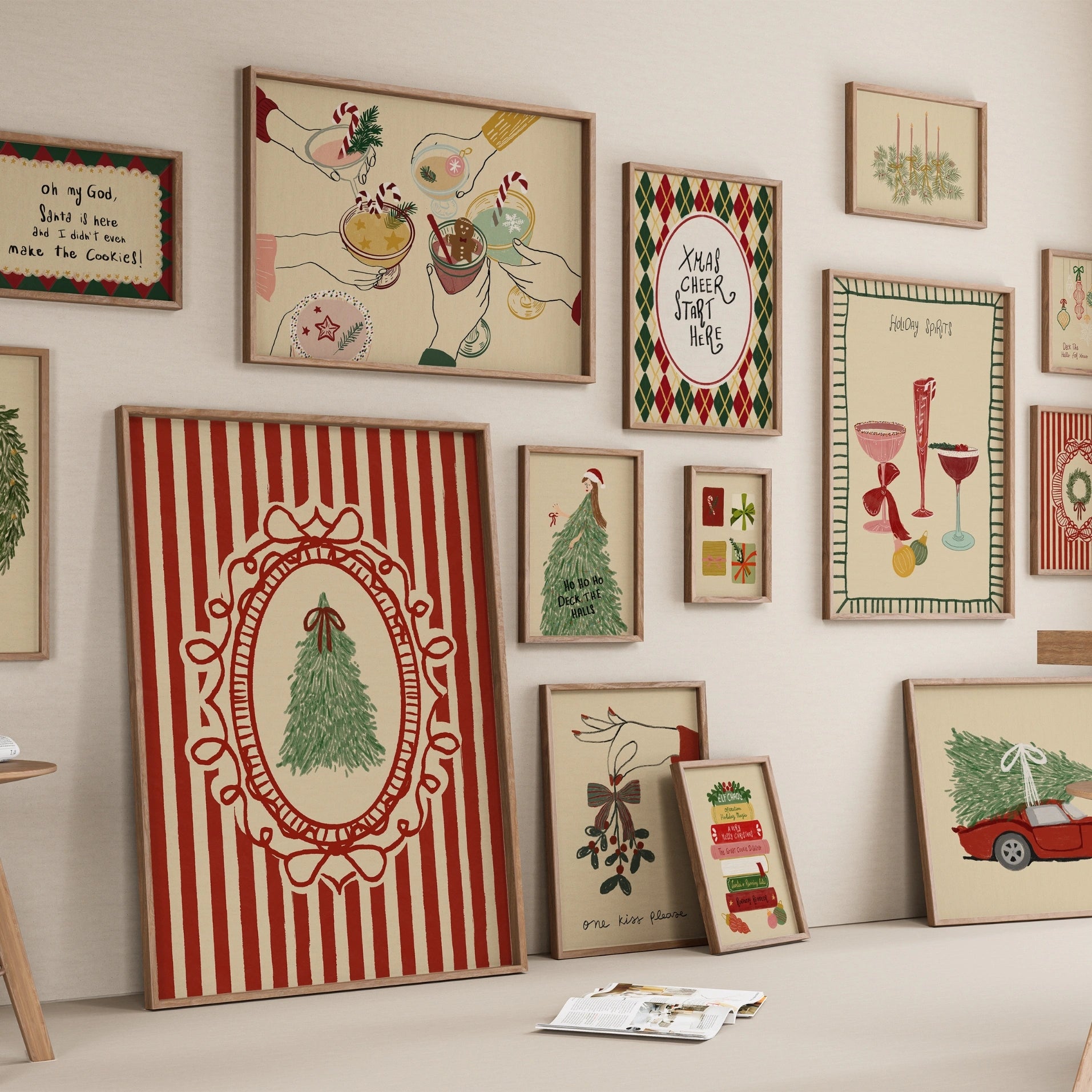 Set di 16 stampe natalizie alla moda disegnate a mano