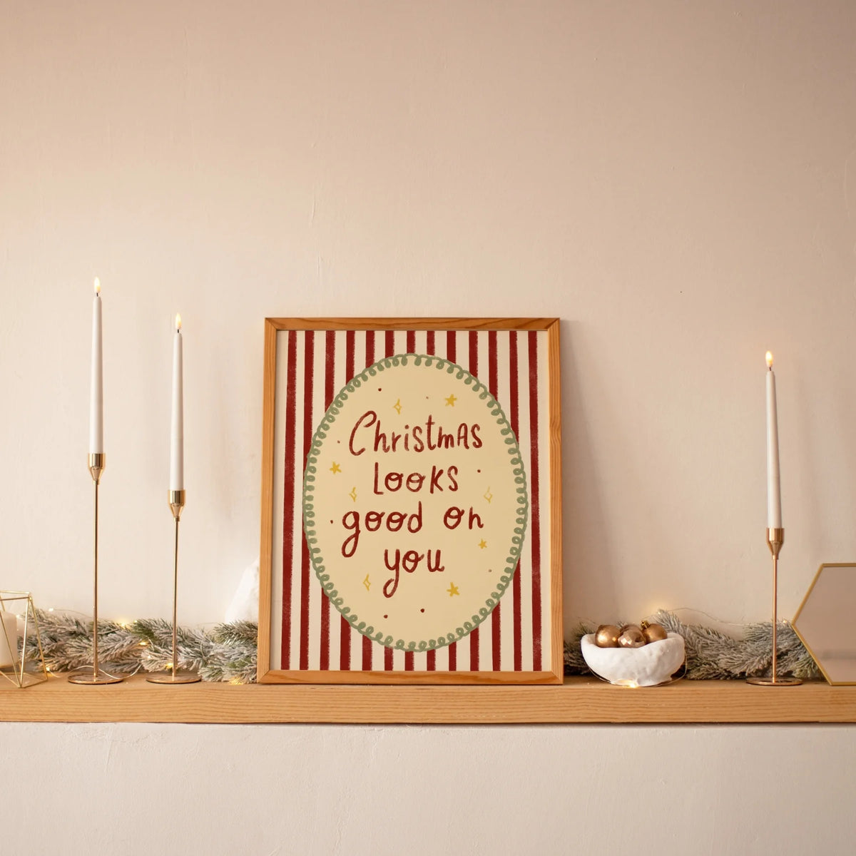 Christmas Looks Good on You – Póster de Navidad